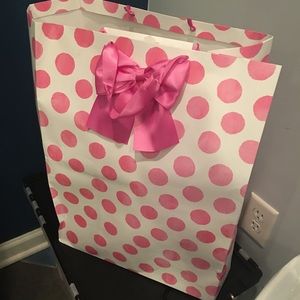 Meet your Posher, Alissa